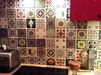 <p>Fliesenspiegel in der Küche mit Patchwork-Mustern mit unseren Premium Mexiko Fliesen (11×11 cm)</p>
