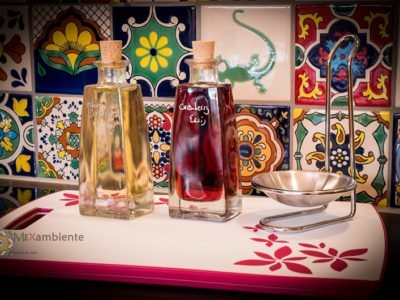 <p>Motivfliesen aus Mexiko für die Küche – Mexambiente handbemalte Fliesen 11×11 cm</p>
